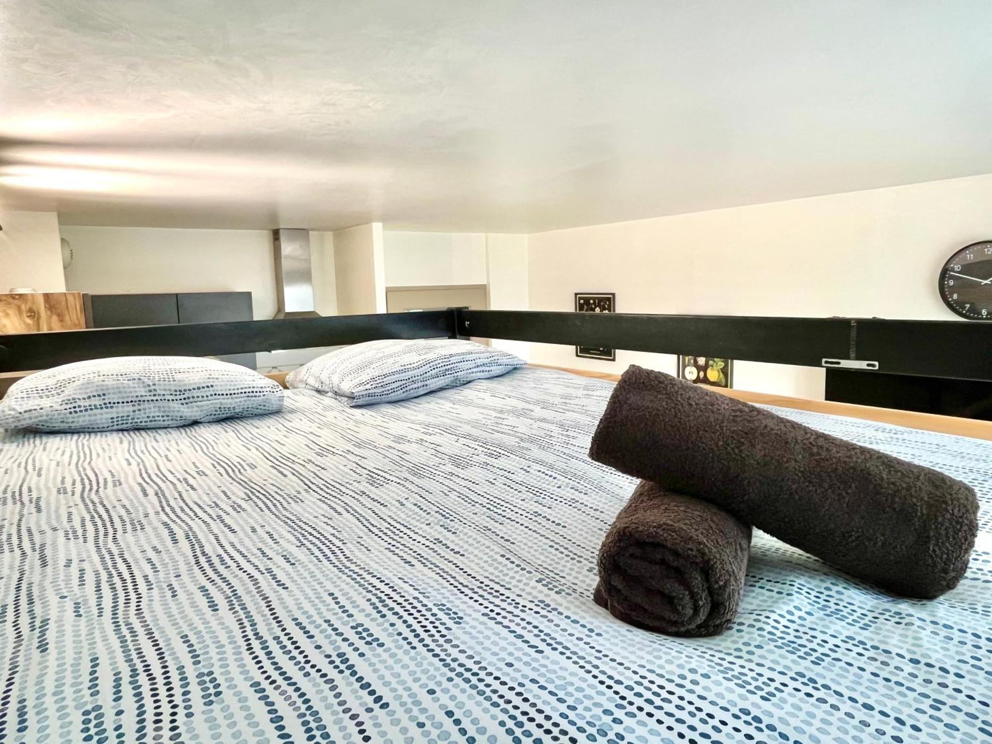 Logement Renove Proche Centre-Ville Lyon Villeurbanne Exteriör bild